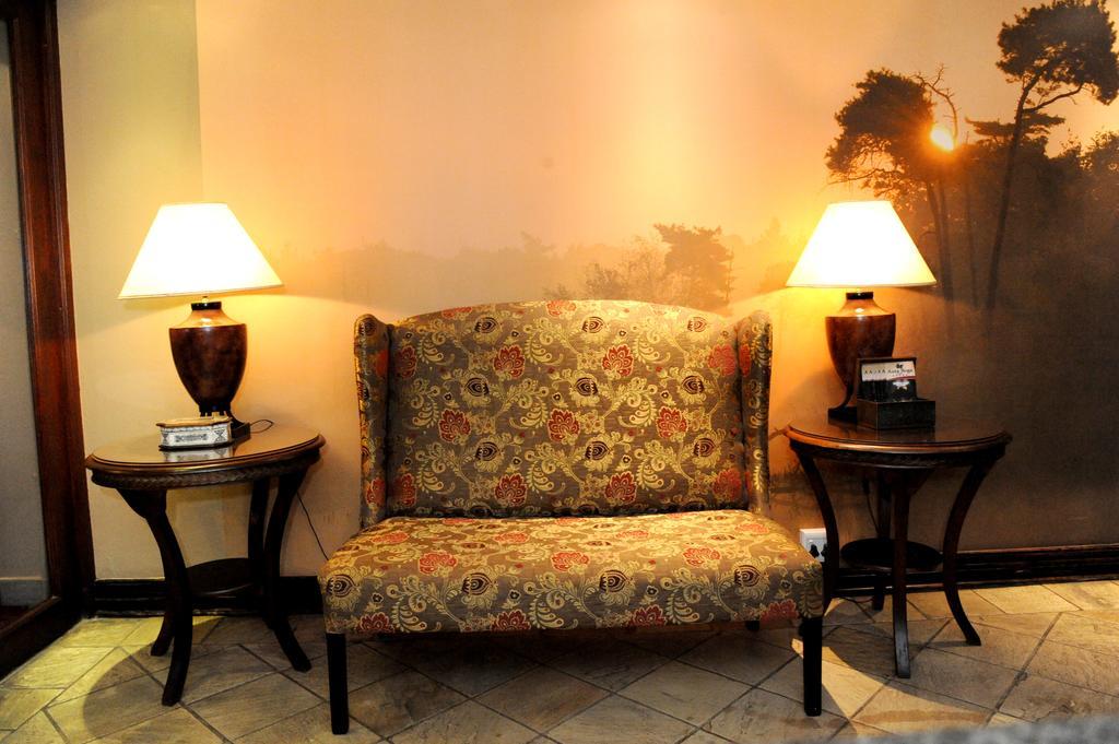 Anta Boga Hotel Bloemfontein Esterno foto