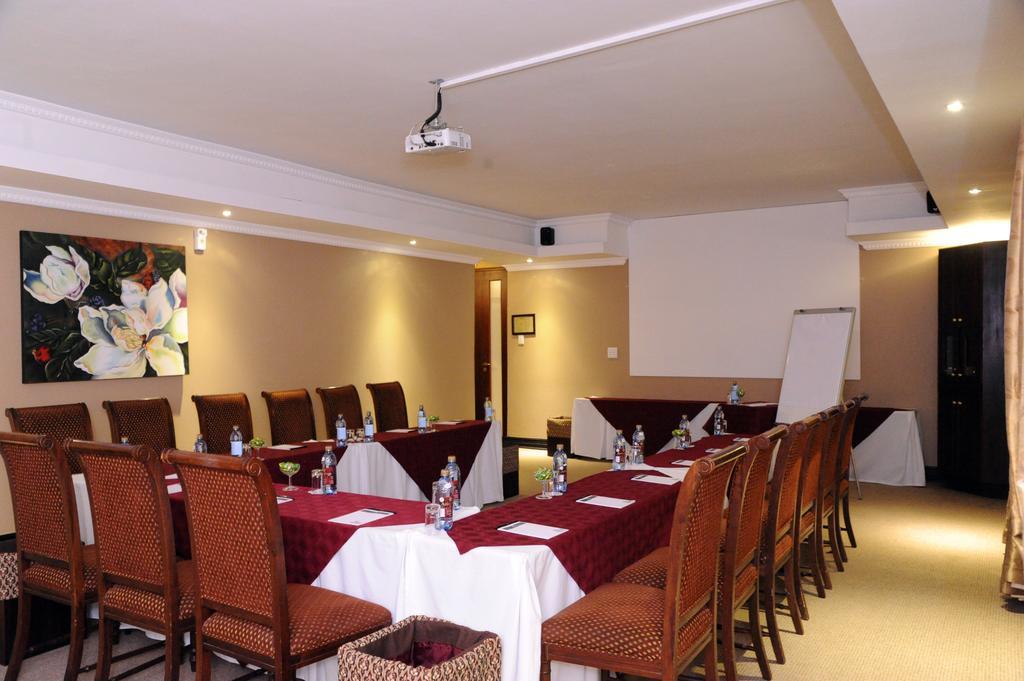 Anta Boga Hotel Bloemfontein Esterno foto