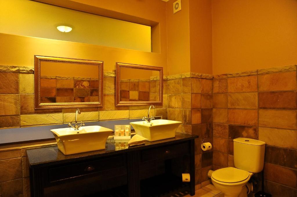Anta Boga Hotel Bloemfontein Esterno foto